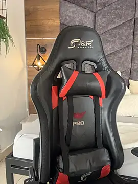 eva daemon online show from April 27, 2026, 11:41 am