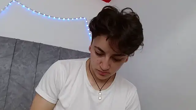 linda 33 online show from September 19, 2025, 3:24 pm