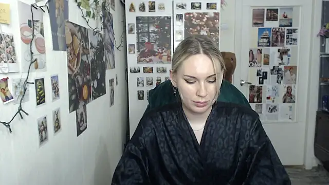 CapriScorpion online show from January 30, 2025, 5:17 pm