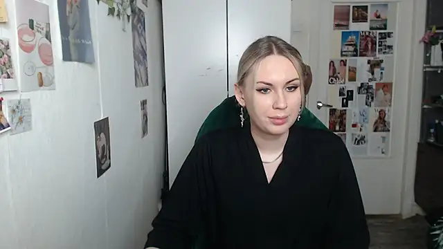 CapriScorpion online show from February 5, 2025, 11:23 am