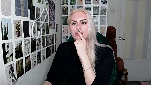 CapriScorpion online show from October 6, 2025, 10:45 am