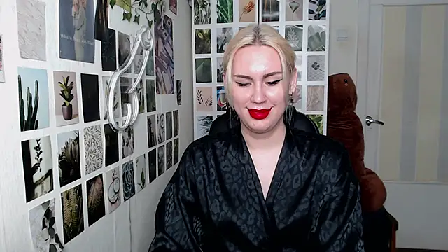 CapriScorpion online show from October 30, 2025, 11:22 am