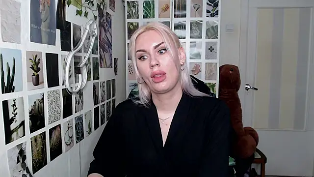 CapriScorpion online show from November 14, 2025, 10:36 am