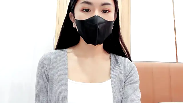 Lita-Julia online show from February 4, 2025, 8:02 am