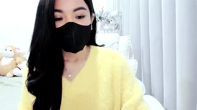 Lita-Julia online show from December 16, 2025, 3:50 pm