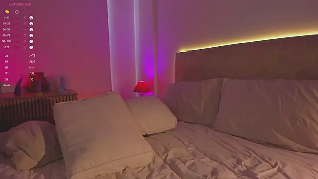 alaskavenom  online show from March 11, 2026, 2:56 pm