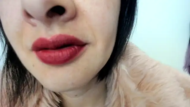 queen fetish online show from January 24, 2025, 10:11 am