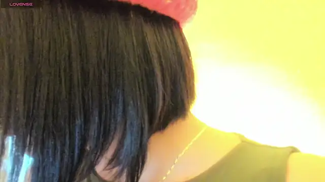 queen fetish online show from September 25, 2025, 6:44 pm