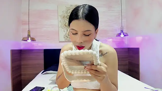 AnneDixie online show from September 9, 2025, 3:06 am