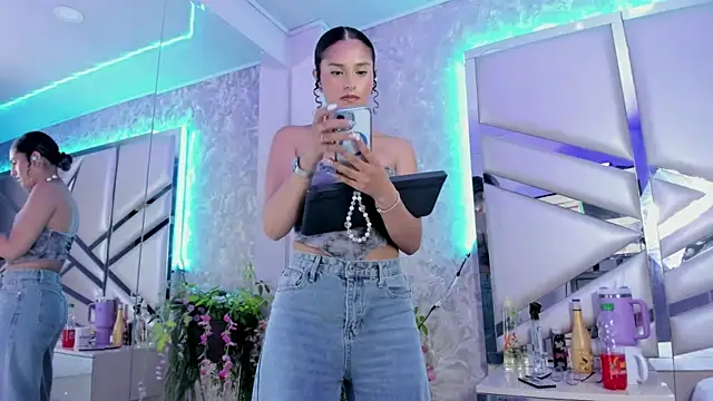 Miia002 online show from February 1, 2025, 3:30 am