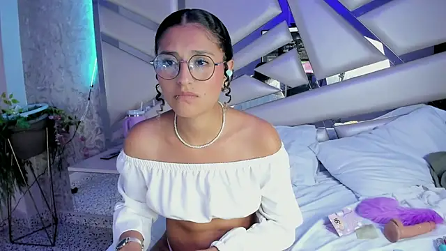 Miia002 online show from February 28, 2025, 9:25 am