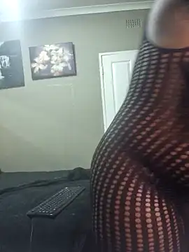 Bustygoddess32 online show from February 26, 2025, 9:48 pm