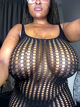 Bustygoddess32 online show from September 27, 2025, 6:02 pm
