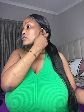 Bustygoddess32 online show from July 22, 2026, 7:05 pm