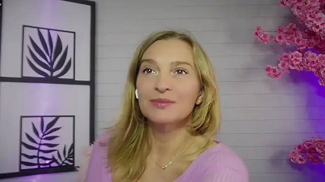 ms natty online show from October 12, 2025, 7:13 pm