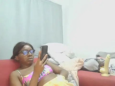 Sexxybella27 online show from April 21, 2026, 1:42 am