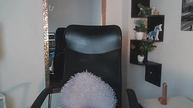 Prety Nany online show from February 21, 2025, 7:10 pm