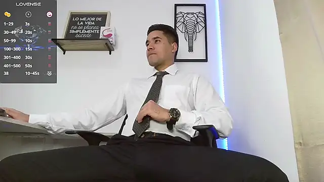 Thonydupont online show from December 2, 2024, 11:29 pm