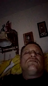 fukurbutt online show from February 17, 2026, 1:07 pm