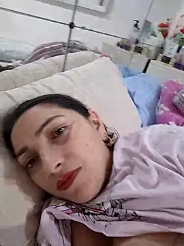 claudia online show from April 17, 2026, 11:08 pm