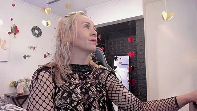 maylin yung online show from January 27, 2025, 11:43 am