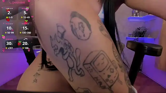 mia catt05 online show from February 26, 2025, 9:53 am