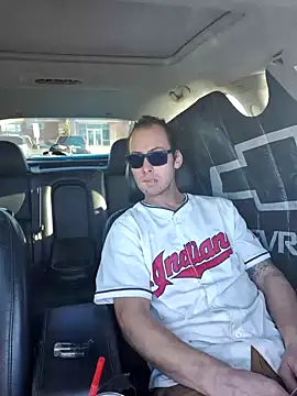 cdressupdiva online show from December 17, 2024, 3:17 pm