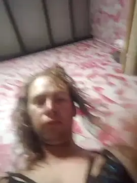 cdressupdiva online show from May 16, 2026, 7:45 pm