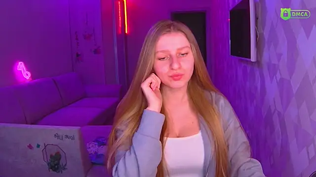 AmaliaQueen online show from December 15, 2024, 1:00 pm