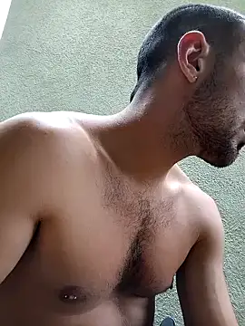 sebasxx97 online show from February 5, 2025, 4:25 pm