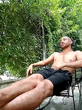 sebasxx97 online show from February 6, 2025, 4:14 pm