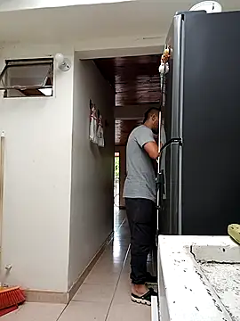 sebasxx97 online show from March 14, 2025, 4:09 pm