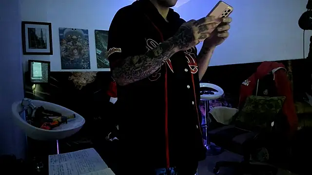 Sisoyalejo420 online show from October 17, 2025, 6:16 am