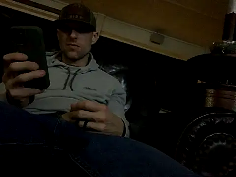 jeffyisabell online show from November 8, 2025, 8:14 am