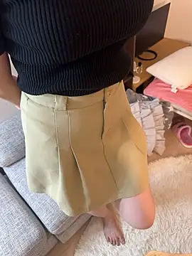 POCARI SWEAT online show from September 18, 2025, 10:28 am