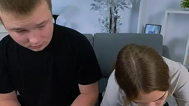  Olli  Stiw  online show from October 25, 2025, 7:27 am