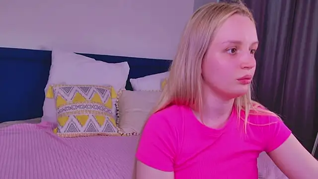 Snapshot of Beatrica_Klein chatting on May 26, 2026, 2:02 pm Beatrica Klein online show from May 26, 2026, 2:02 pm