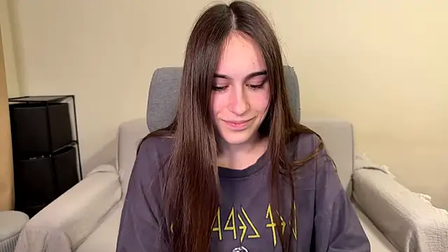 AliceKolltt online show from February 19, 2026, 8:16 pm