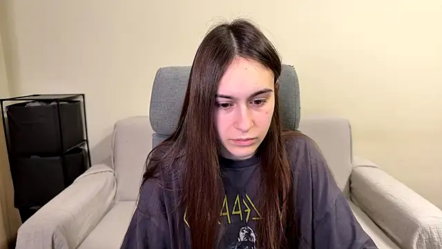 AliceKolltt online show from March 19, 2026, 8:35 pm