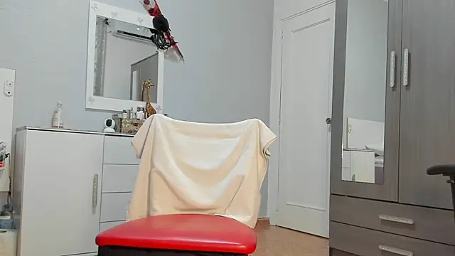 anisialuna  online show from February 19, 2025, 10:12 am