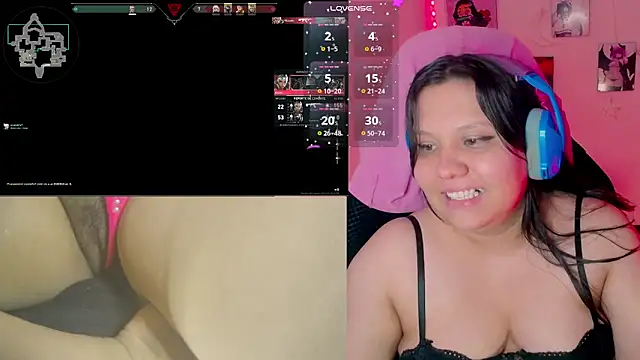 crystal7u7 online show from March 22, 2025, 12:49 am