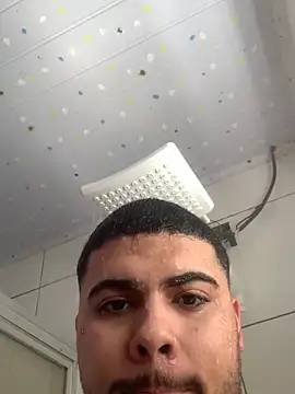 Casal Safado  online show from September 13, 2025, 3:56 pm