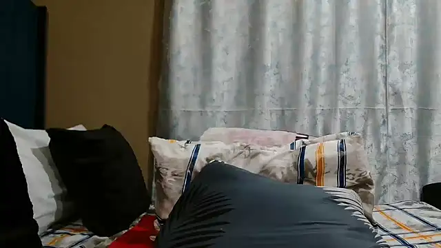 BERNINIBLUSHX89 online show from October 16, 2025, 9:05 pm