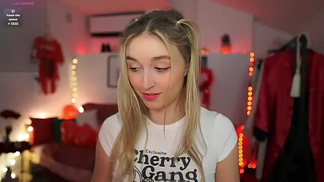 Alexis   Texas online show from February 16, 2025, 10:21 pm