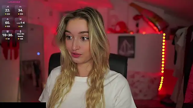 Alexis   Texas online show from September 20, 2025, 1:23 pm