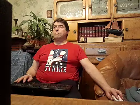 sympatrique online show from December 13, 2024, 6:38 pm