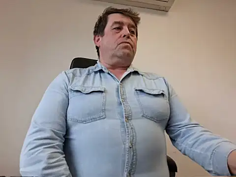 sympatrique online show from September 26, 2025, 2:21 pm