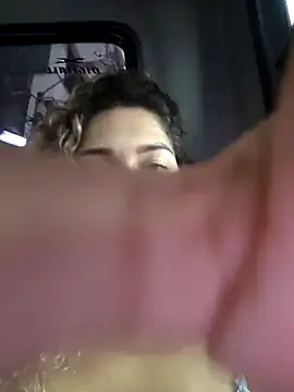 Sara smiiith211 online show from December 5, 2024, 10:56 pm