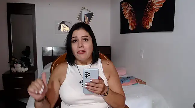 EmilyPeytonn online show from March 3, 2025, 6:22 pm