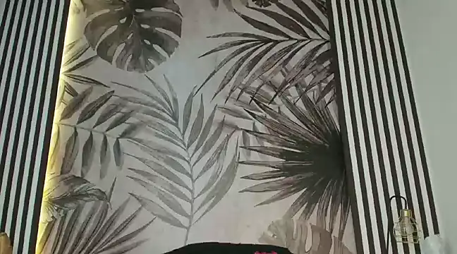 Samaantha-White online show from January 4, 2025, 11:43 am